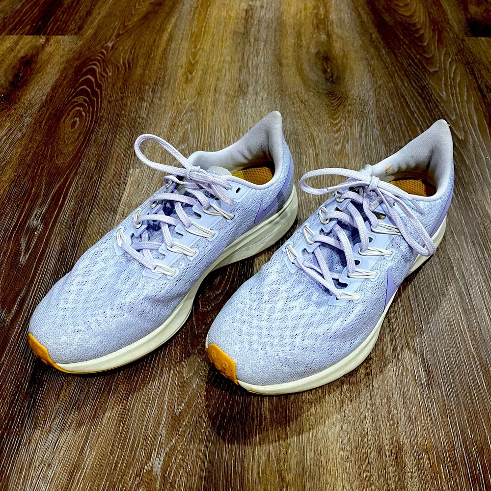 Women's Nike Pegasus Running Shoes Size 11